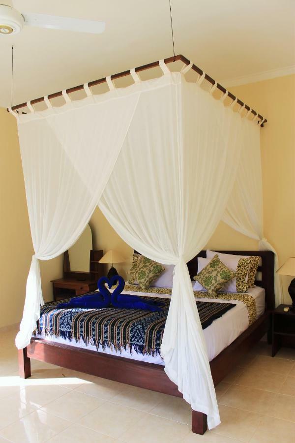 Wisma tamu Bintang Beach 3*